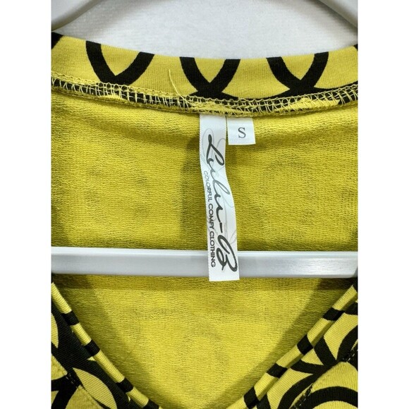 Lulu-B Geometric Circles Top Womens Small Deep Marigold Yellow Stretch V-Neck - Picture 4 of 7
